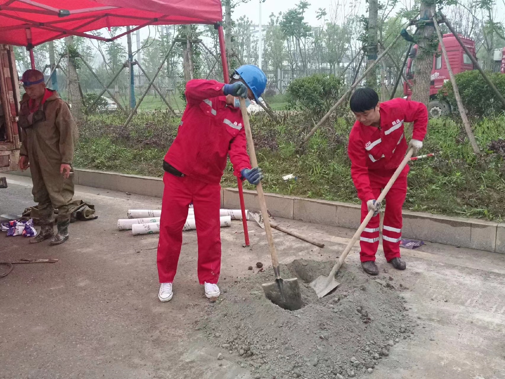 苍南管道疏通哪家好】及时进行市政管道清淤